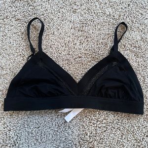 Incredible by Victoria’s Secret bralette bra black like new